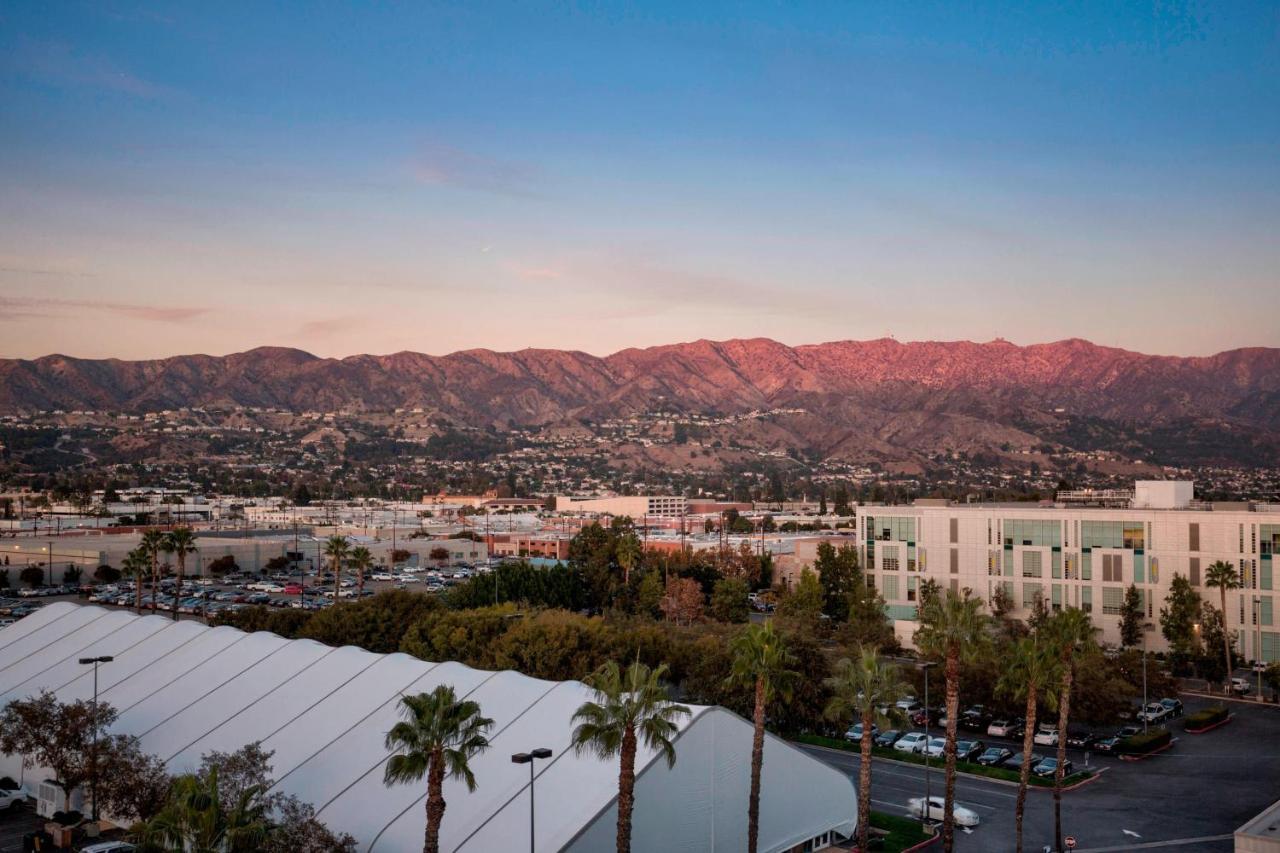 Los Angeles Marriott Burbank Airport Buitenkant foto