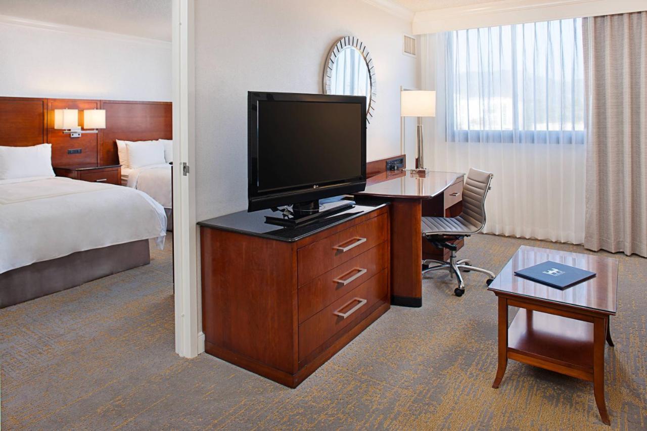 Los Angeles Marriott Burbank Airport Buitenkant foto