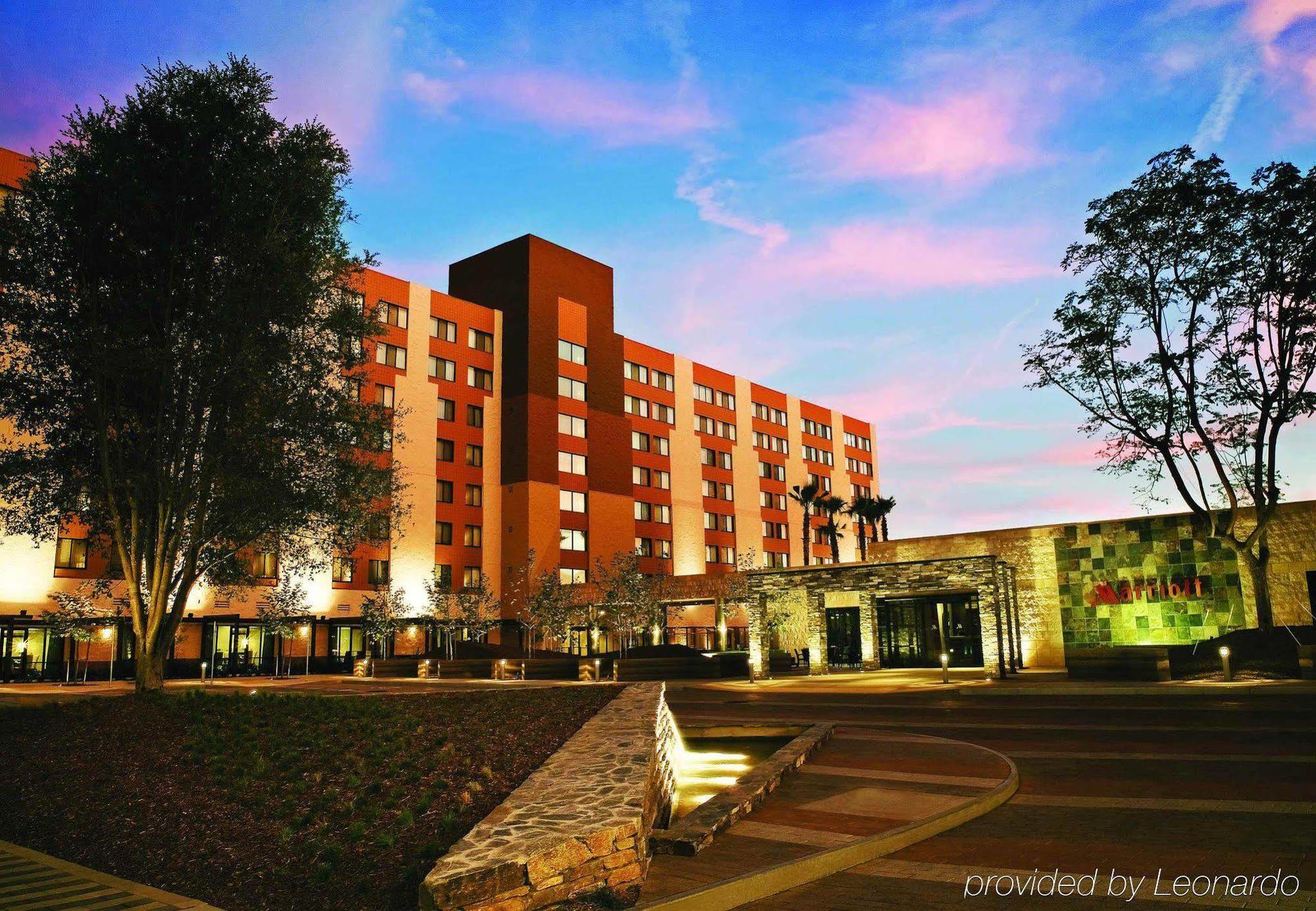 Los Angeles Marriott Burbank Airport Buitenkant foto